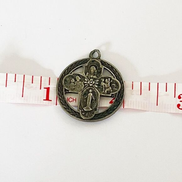 Vintage sterling silver catholic religious- 4 way cross 1” diameter - Picture 4 of 6